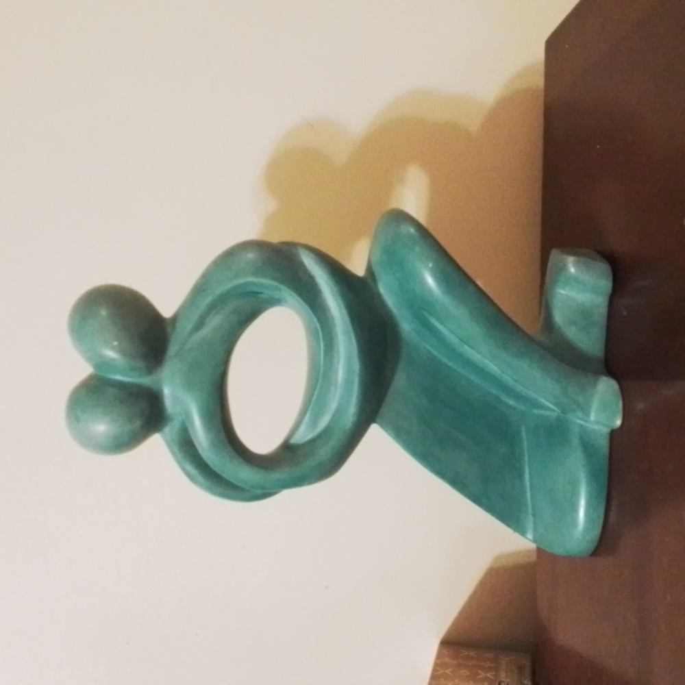 Statuette